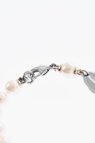 Beaded Bracelet with Silver-Tone Logo