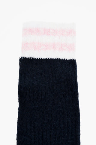 Lange Einfarbige Socken Mit Kontraststickerei