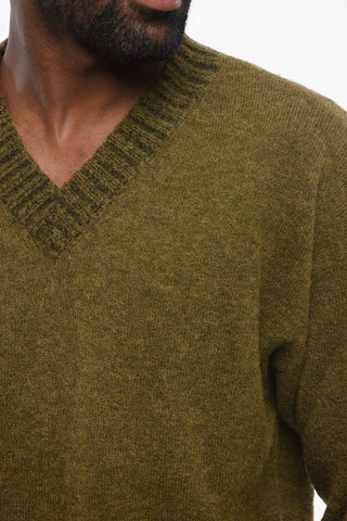 Gebürsteter Einfarbiger V-Ausschnitt-Pullover M/L