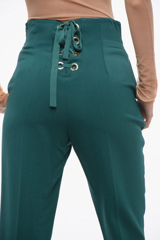 Hoch taillierte Hose mit Schnürdetail