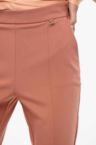 4 SETTENTIALS Zigarettenhose mit Abnähern