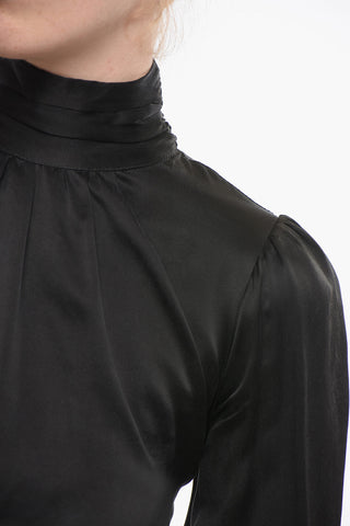 Seidenbluse mit Schnürdetail am Rücken