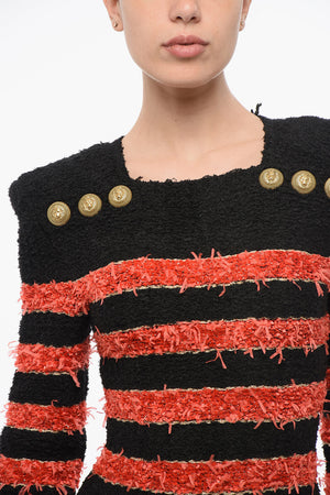 장식 단추가 있는 바이컬러 스트라이프 미니 드레스