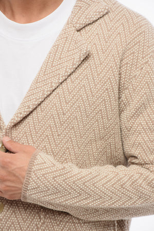 Cardigan CHEVRON aus reiner Schurwolle mit aufgesetzten Taschen