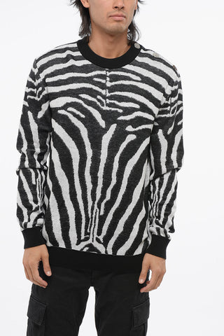 Maglia Girocollo a Fantasia Animalier con Bottoni Argentati