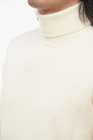Extrafine Merino Wool Turtleneck Sweater