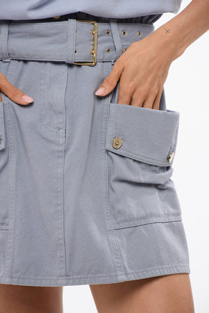Denim-Cargo-Minirock mit Gürtel