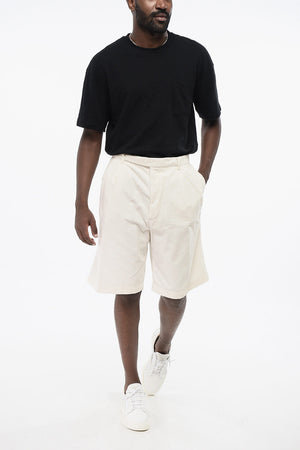 Chino-Shorts aus geripptem Velours