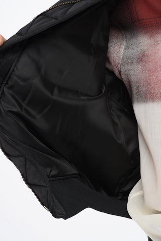 MM6 Nylonjacke mit Details aus Kunstpelz