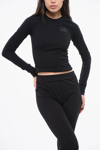 MM6 SALOMON Sportives Rundhals-T-Shirt mit Ton-in-Ton erhabenen Details