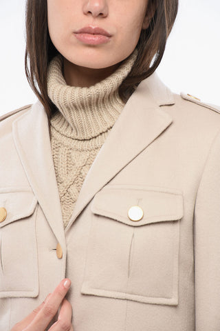 Kaschmir-Utility-Blazer mit goldfarbenen Knöpfen