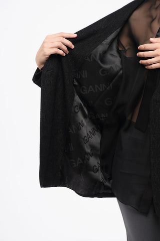 Ein-Knopf-Blazer aus strukturiertem Stoff mit gepolsterten Schultern