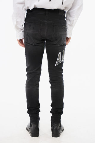 Jeans Effetto Vintage con Patch Logo a Contrasto 15cm