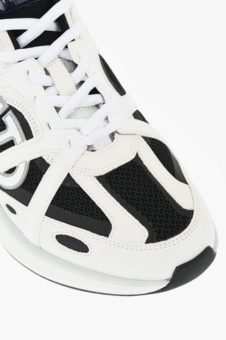 Low-Top Two-Tone Leather Sneakers V-LOGO