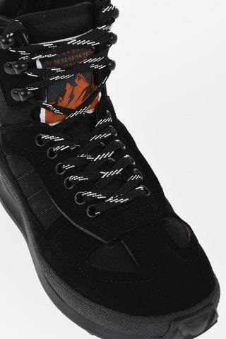 MM22 Hohe Leder-Sneaker Climber mit Wildleder-Details