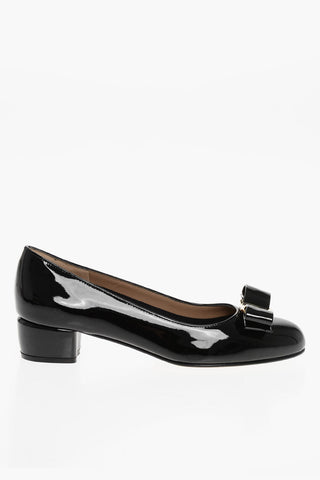Pumps in Vernice VARA con Fiocco
