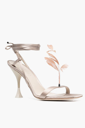Satin-Sandalen KIMI mit dekorativen Federn 10cm
