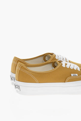 Low-Top-Sneaker REISSUE 44 aus Stoff mit kontrastierenden Schnürsenkeln