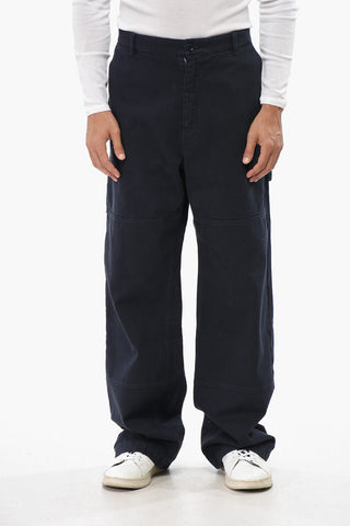 Pantaloni Chino a Gamba Dritta con Logo Argentato