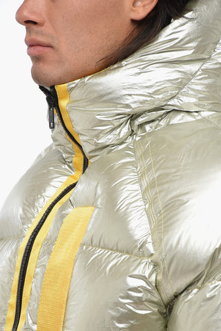 Laminierte Daunenjacke mit Kontrastdetails