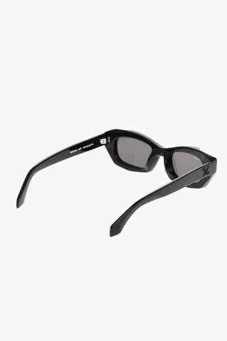 Oval Sunglasses VENEZIA in Solid Color with Iconic Detail