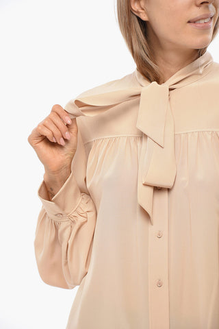 Blusa Tie Neck in Seta con Maniche Puff