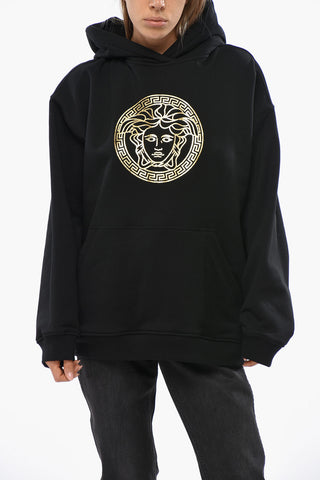 Baumwoll-Hoodie mit goldfarbenem Frontlogo