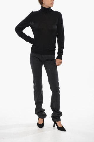 Lightweight Wool Turtleneck Sweater