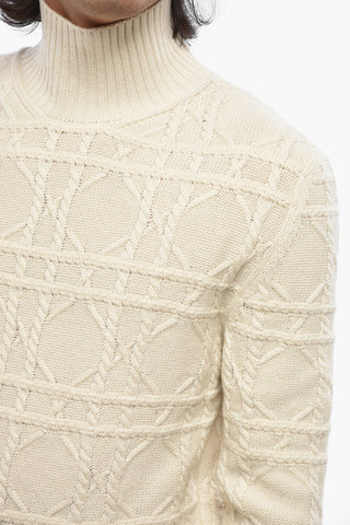 ICONS Pure Cashmere Turtleneck Sweater