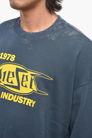 RED TAG Crewneck Sweatshirt INDUSTRY with Embossed Print