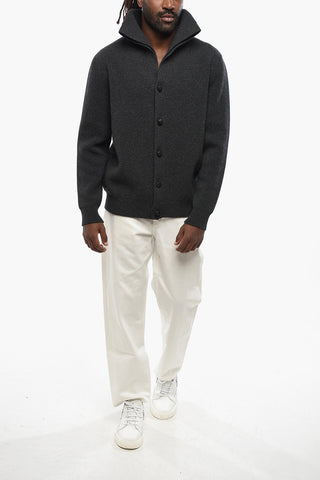 Cardigan in Lana a Tinta Unita con Bottoni in Pelle Intrecciata