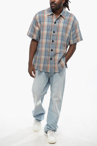Short-Sleeve Shirt with Plaid Pattern and Raw-Edge Hem