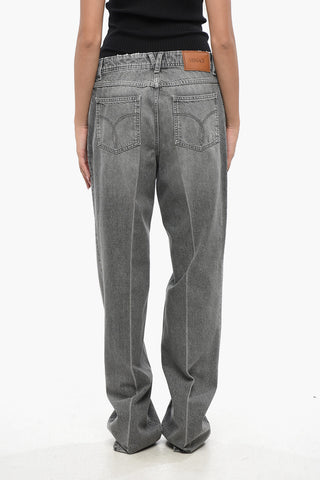 Jeans Mit Stonewashed-Waschung Und Rohem Saum