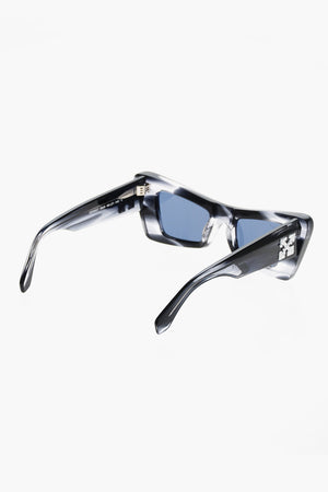 Schmetterlingsförmige Sonnenbrille ACCRA mit Verlaufsgläsern