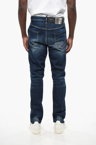 Jeans 642 Vintage-Effekt mit dekorativen Sternen und Patch aus metallisiertem Leder 20cm