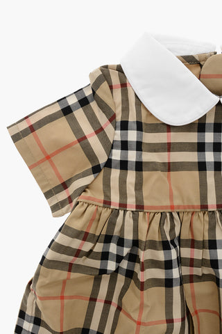 Vestito GERALDINE a Maniche Corte con Motivo Iconico e Bloomer Abbinato