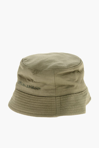 Einfarbiger Bucket-Hut mit Frontlogo