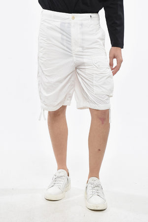 Shorts in Nylon a Tinta Unita con Patch Logata
