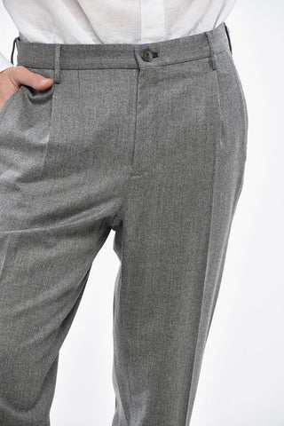 Single-Pleated Virgin Wool Tapered Fit Pants