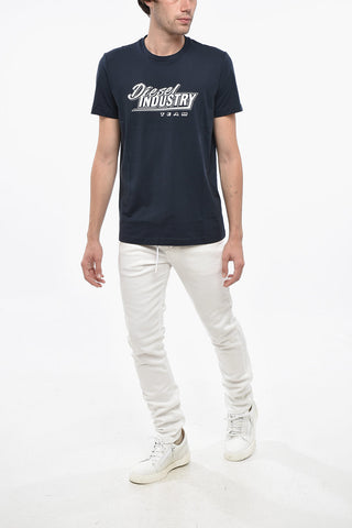 Rundhals-T-Shirt INDUSTRY mit Relief-Logo