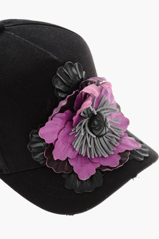 Cappello Baseball in Tinta Unita con Applicazione Floreale