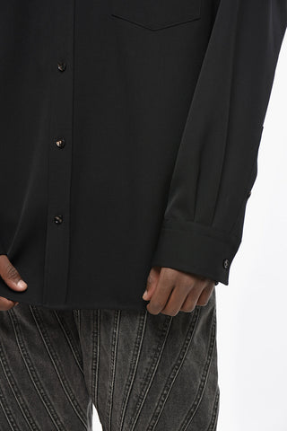 Einfarbiges Overshirt aus Wolle mit Brusttasche