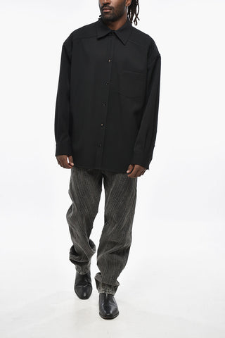 Einfarbiges Overshirt aus Wolle mit Brusttasche