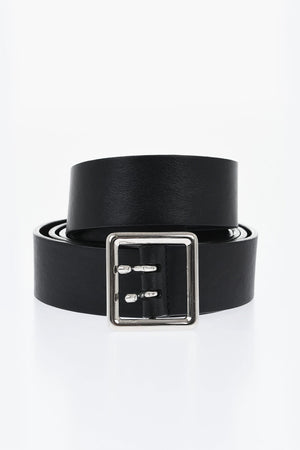 Einfarbiger Ledergürtel mit silberner 35-mm-Schnalle