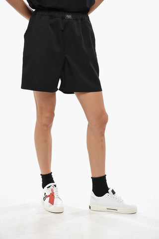 Unifarbene Shorts mit Gummibund