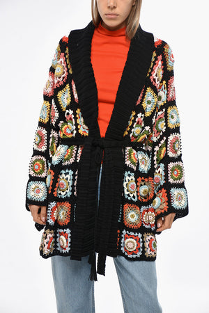 Cardigan im Kimono-Schnitt aus Baumwoll-Crochet mit Gürtel
