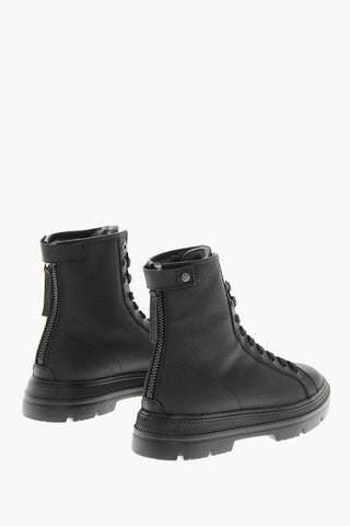 Schnürstiefeletten MILITARY aus genarbtem Leder mit Vibram-Sohle