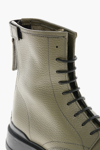 Anfibi in Pelle Martellata con Zip Posteriore