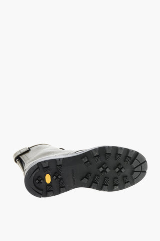 Anfibi in Pelle Martellata con Zip Posteriore