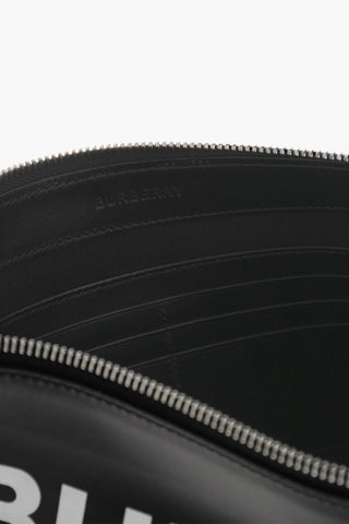 가죽 포쉐트 콘트라스트 프린트